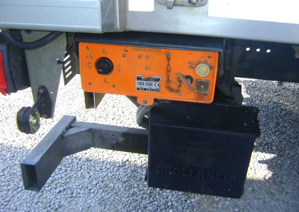 Scania P280 Chłodnia z zabudową chłodniczą Carrier 1.150 Supra-Silent / 4x2/ Euro6 - Refrigerator truck: picture 5 Scania P280 Chłodnia z zabudową chłodniczą Carrier 1.150 Supra-Silent / 4x2/ Euro6 - Refrigerator truck: picture 5