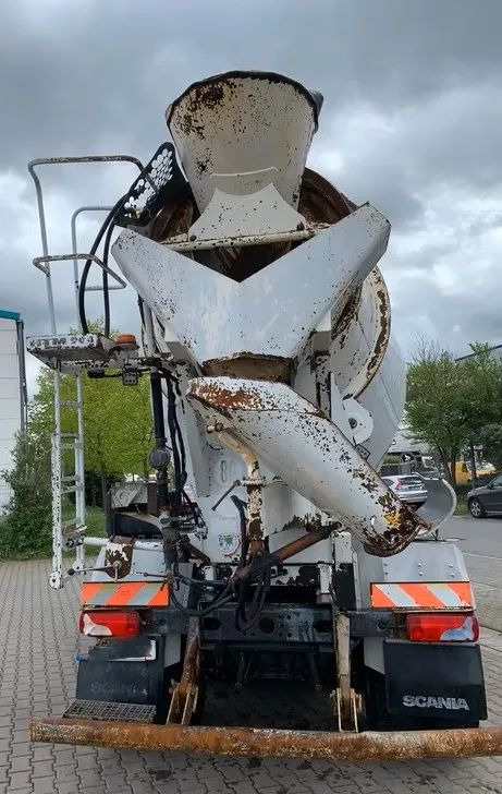 Scania P410 8x4 – Betoniarka Liebherr 9 m³/ Euro 5 / Retarder - Concrete mixer truck: picture 5 Scania P410 8x4 – Betoniarka Liebherr 9 m³/ Euro 5 / Retarder - Concrete mixer truck: picture 5