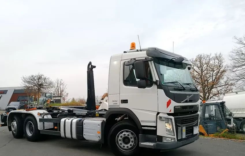 Volvo FM 410 • 6x2 • Meiller z systemem HDS (roll-off) • Euro 6 • Przebieg 251235 km • - Hook lift truck: picture 1 Volvo FM 410 • 6x2 • Meiller z systemem HDS (roll-off) • Euro 6 • Przebieg 251235 km • - Hook lift truck: picture 1