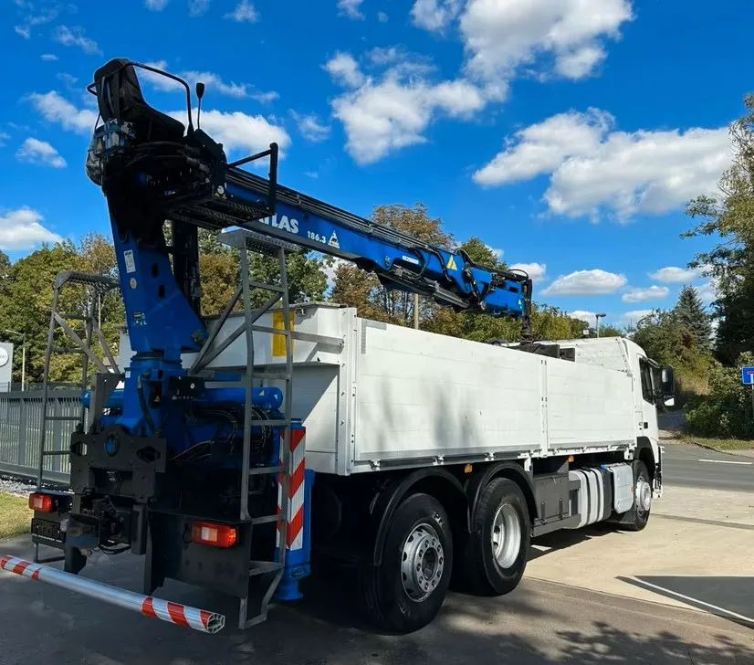 Volvo FM420 6x2 z zabudową budowlaną / oś podnoszona i skrętna / HDS Atlas / Euro 6 / 238 000 km - Dropside/ Flatbed truck, Crane truck: picture 4 Volvo FM420 6x2 z zabudową budowlaną / oś podnoszona i skrętna / HDS Atlas / Euro 6 / 238 000 km - Dropside/ Flatbed truck, Crane truck: picture 4