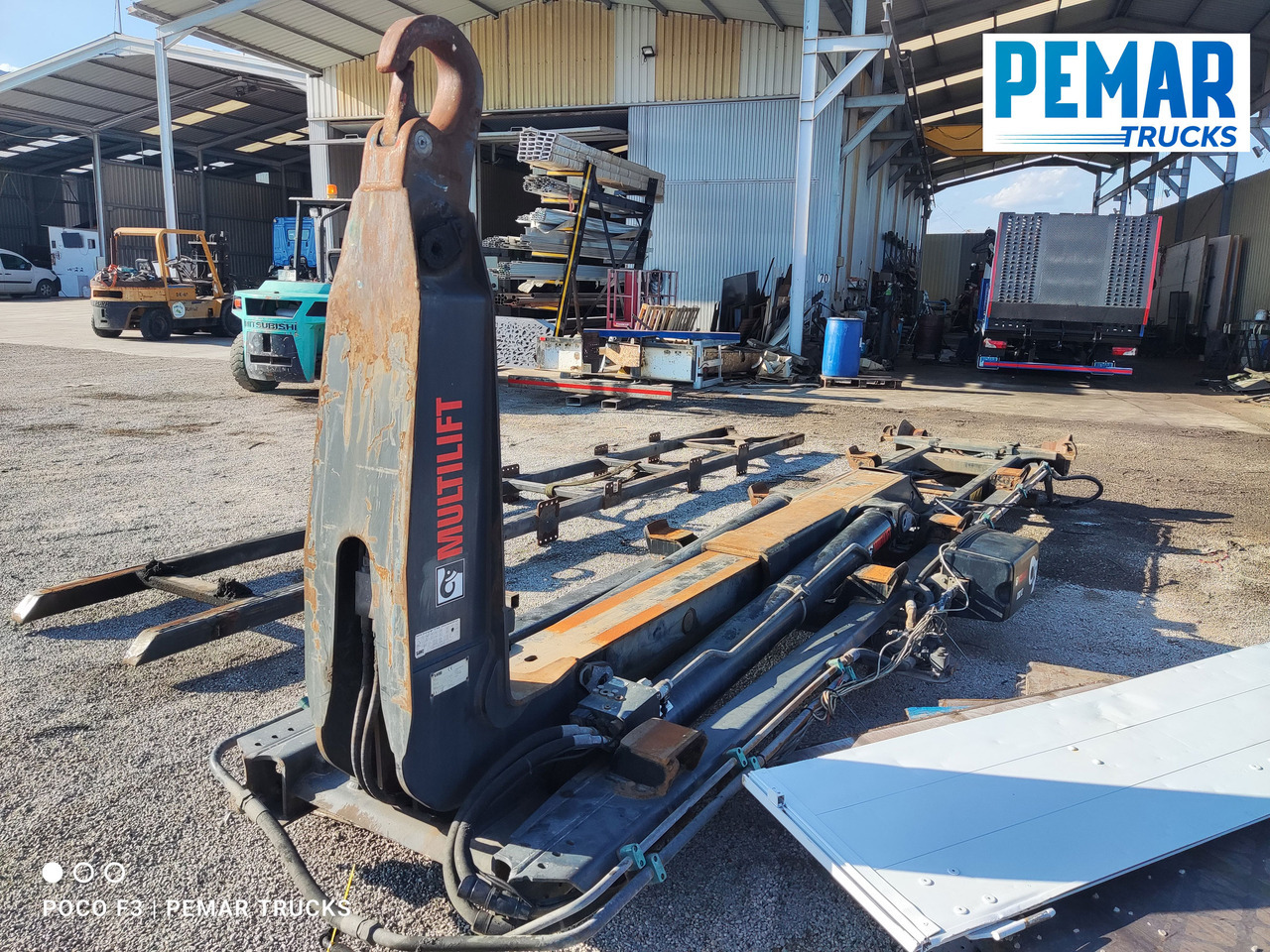 EQUIPOS HIAB MULTILIFT 21T BRAZO ARTICULADO - Tool/ Equipment: picture 4 EQUIPOS HIAB MULTILIFT 21T BRAZO ARTICULADO - Tool/ Equipment: picture 4