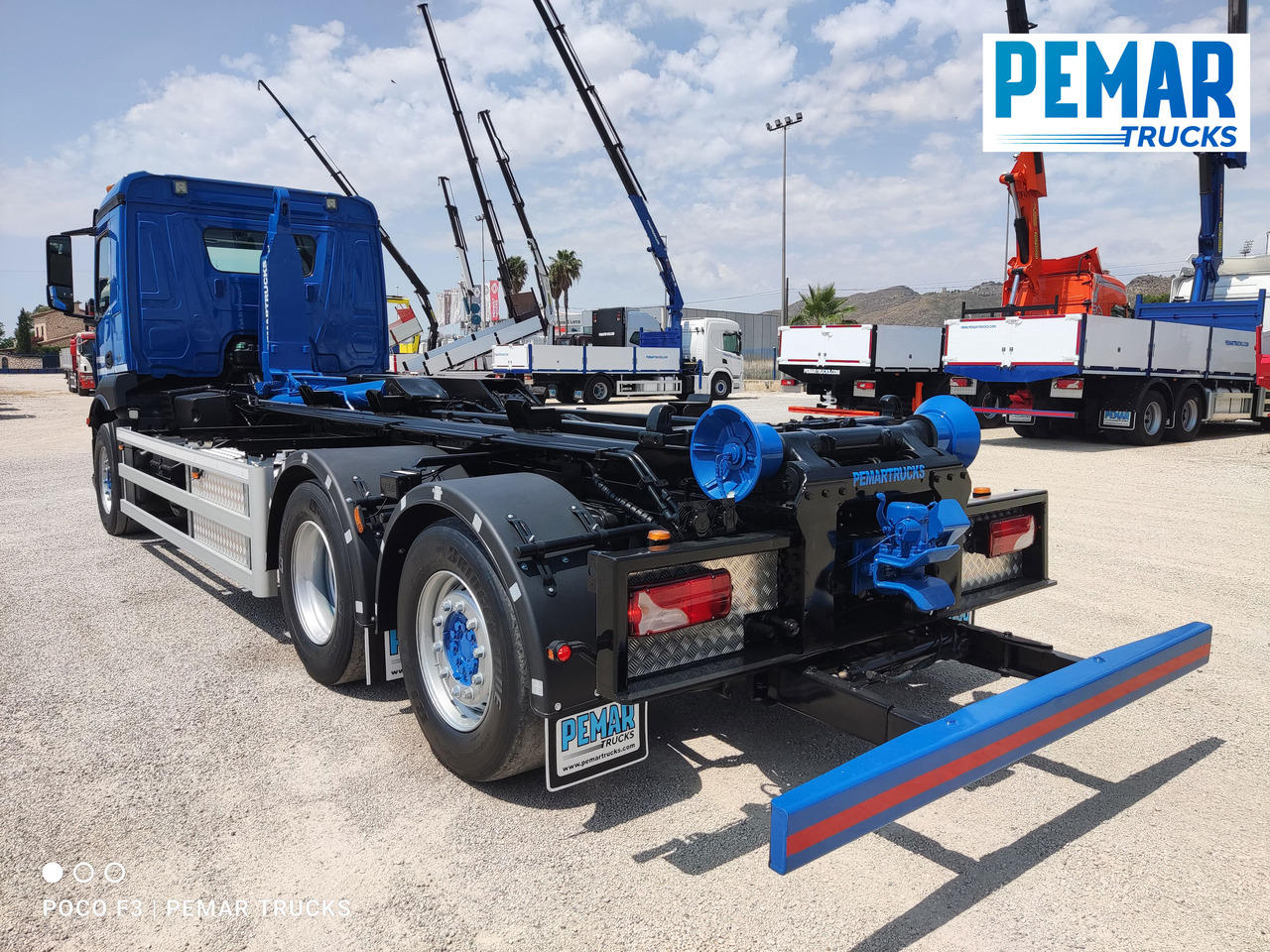 Container transporter/ Swap body truck MERCEDES-BENZ ANTOS 2546 6X2 MULTILIFT: picture 8