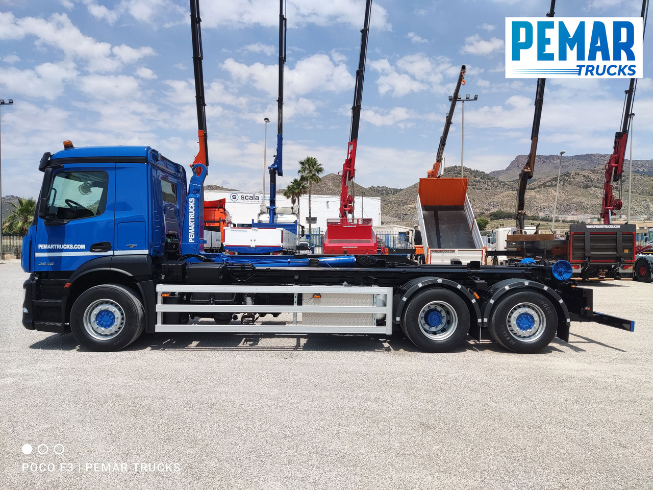 Container transporter/ Swap body truck MERCEDES-BENZ ANTOS 2546 6X2 MULTILIFT: picture 9