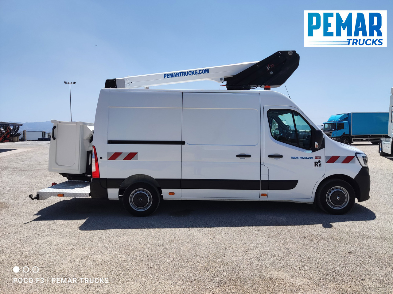 RENAULT MASTER 2.3 DCI CESTA ELEVADORA PORTAPERSONAS 150 CV - Passenger van: picture 5 RENAULT MASTER 2.3 DCI CESTA ELEVADORA PORTAPERSONAS 150 CV - Passenger van: picture 5