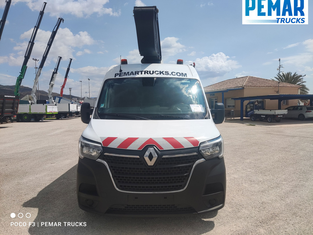 RENAULT MASTER 2.3 DCI CESTA ELEVADORA PORTAPERSONAS EURO 6 - Passenger van: picture 3 RENAULT MASTER 2.3 DCI CESTA ELEVADORA PORTAPERSONAS EURO 6 - Passenger van: picture 3