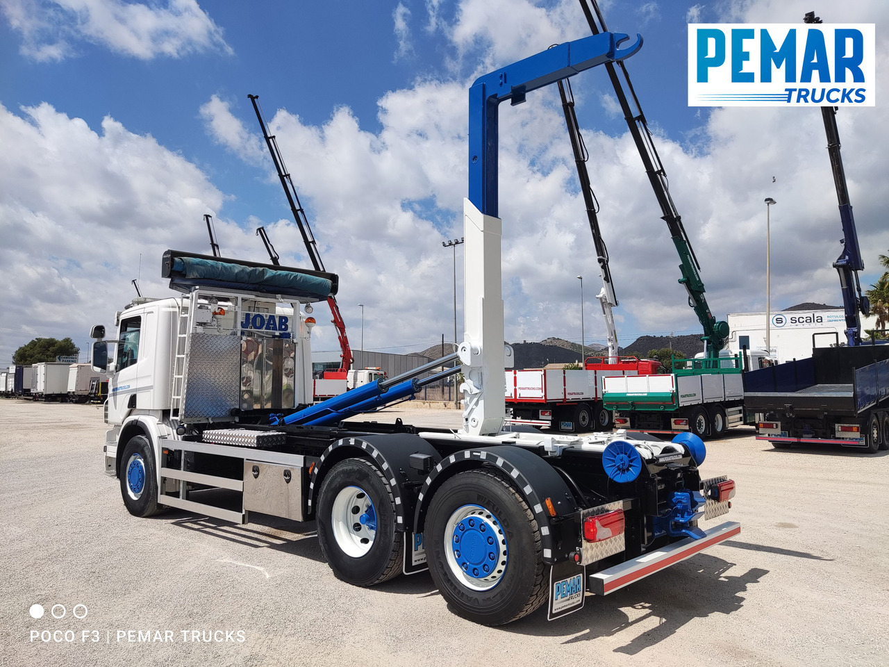 Container transporter/ Swap body truck SCANIA P 400 6X2 MULTILIFT EURO 5: picture 12