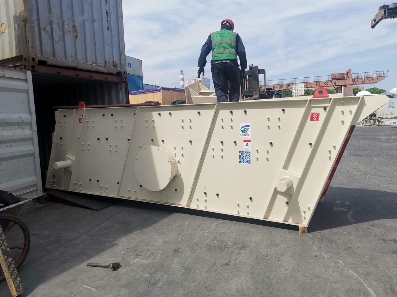 Kinglink 3YK1548 Vibrating Grizzly Screen | 100TPH - Screener: picture 4 Kinglink 3YK1548 Vibrating Grizzly Screen | 100TPH - Screener: picture 4