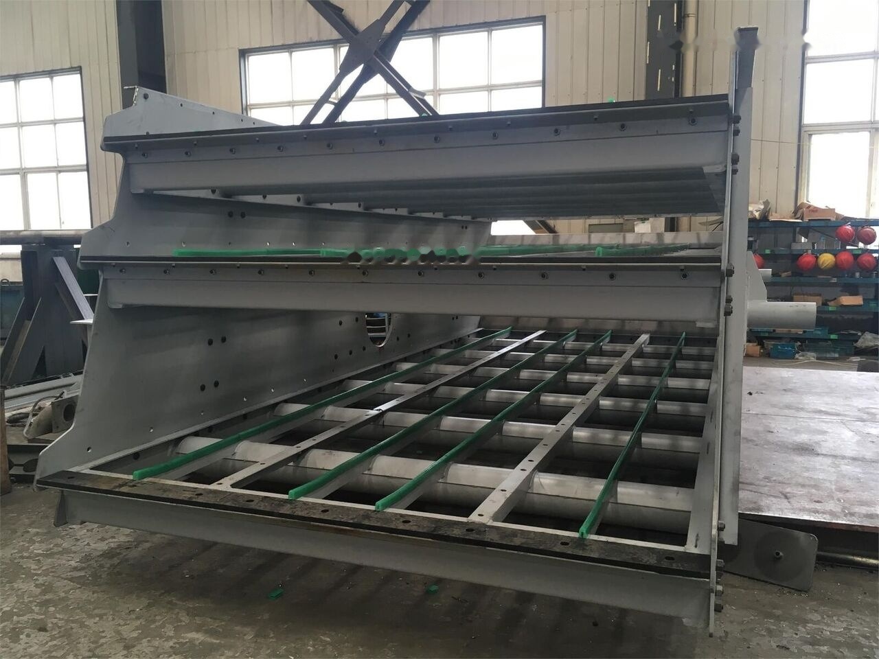 Kinglink Copper Ore Circular Vibrating Screen 3YA2160 | 200TPH - Screener: picture 1 Kinglink Copper Ore Circular Vibrating Screen 3YA2160 | 200TPH - Screener: picture 1