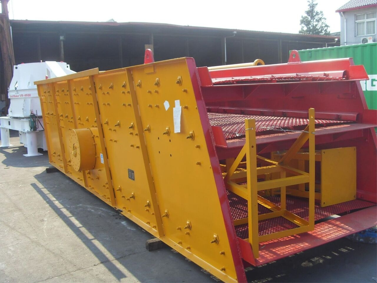 Kinglink Gold Ore Vibrating Screen 3YA1860 | 200TPH - Screener: picture 5 Kinglink Gold Ore Vibrating Screen 3YA1860 | 200TPH - Screener: picture 5