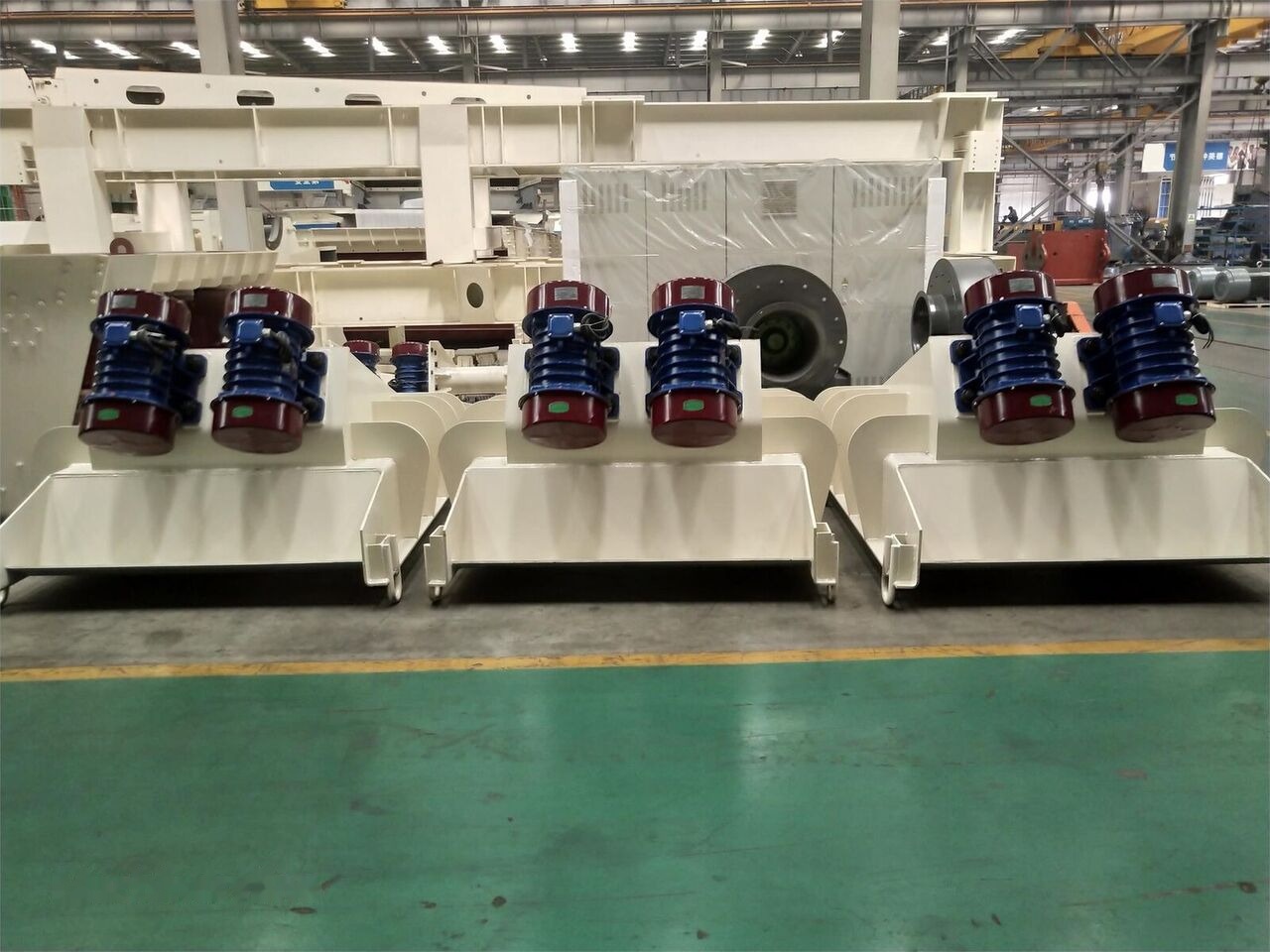 Kinglink Transit Hopper Pan Vibrating feeder GZG1012 - Mining machinery: picture 2 Kinglink Transit Hopper Pan Vibrating feeder GZG1012 - Mining machinery: picture 2