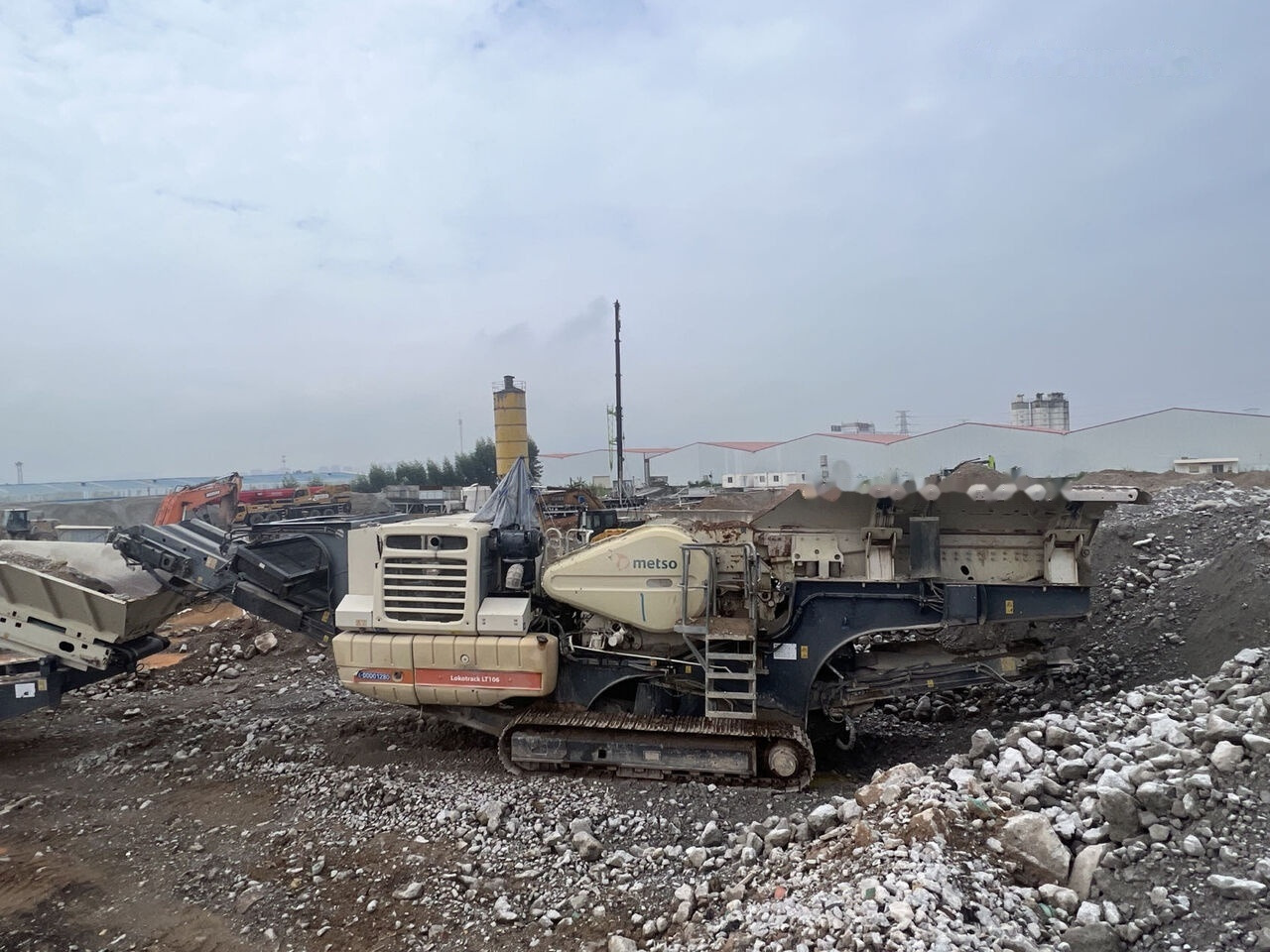 Metso Lokotrack LT106 Jaw Crusher - Mobile crusher: picture 1 Metso Lokotrack LT106 Jaw Crusher - Mobile crusher: picture 1