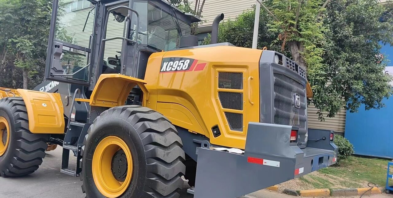 XCMG XC958 - Wheel loader: picture 4 XCMG XC958 - Wheel loader: picture 4