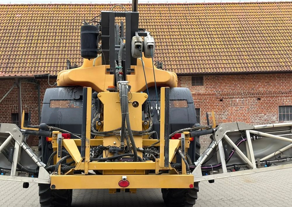 Sprayer Challenger Rogator RG655C: picture 7 Sprayer Challenger Rogator RG655C: picture 7