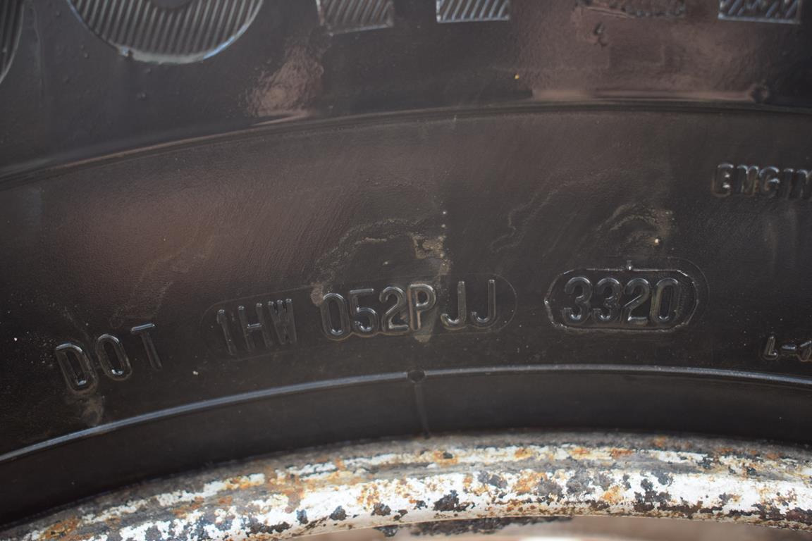 CONTINENTAL 315 / 80 R 22,5 - FRONT - DOT 33/20 - Tire for Truck: picture 4 CONTINENTAL 315 / 80 R 22,5 - FRONT - DOT 33/20 - Tire for Truck: picture 4