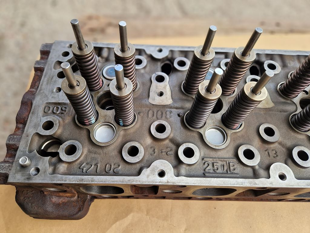 MERCEDES-BENZ ACTROS MP4 OM 471 - Cylinder head for Truck: picture 3 MERCEDES-BENZ ACTROS MP4 OM 471 - Cylinder head for Truck: picture 3