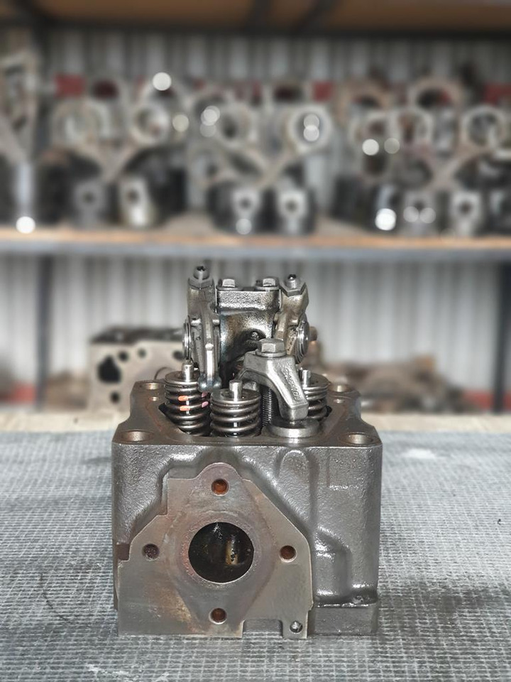 MERCEDES-BENZ ACTROS OM 541 - EURO V - BLUETEC - Cylinder head for Truck: picture 2 MERCEDES-BENZ ACTROS OM 541 - EURO V - BLUETEC - Cylinder head for Truck: picture 2