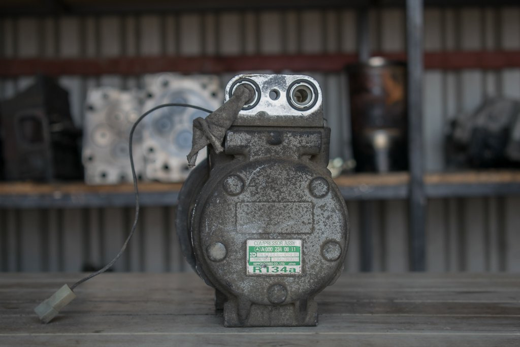 MERCEDES-BENZ AIR CONDITIONING UNIT - A/C part for Truck: picture 3 MERCEDES-BENZ AIR CONDITIONING UNIT - A/C part for Truck: picture 3