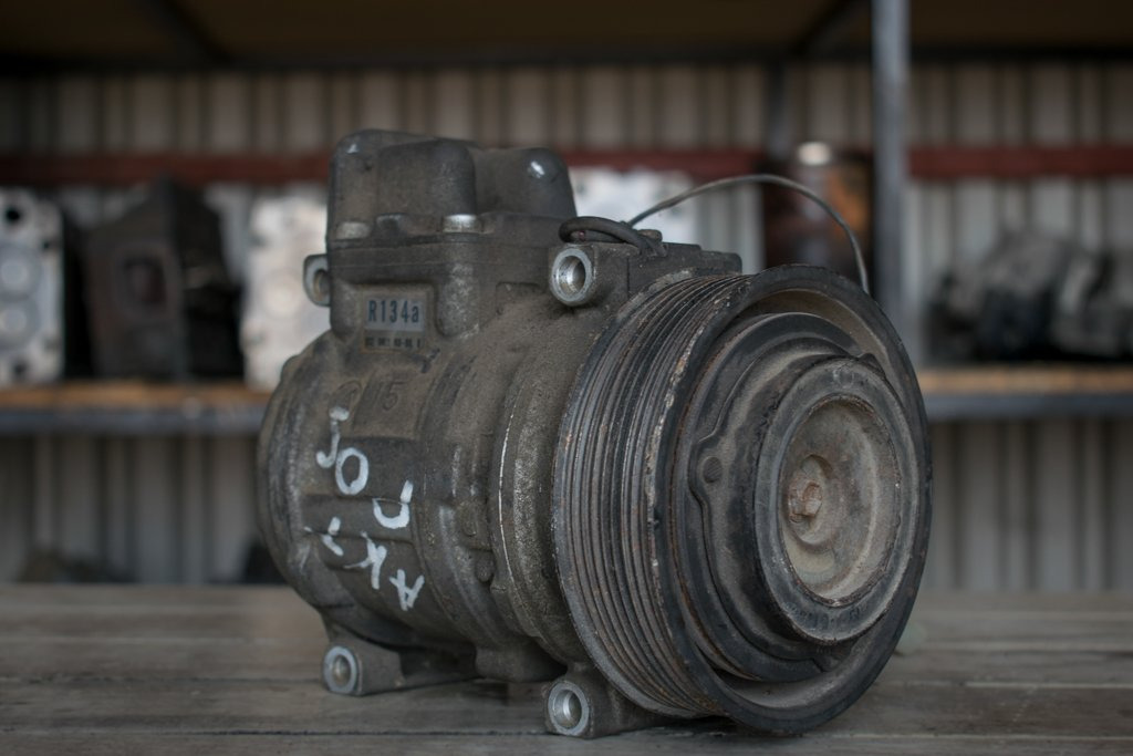 MERCEDES-BENZ AIR CONDITIONING UNIT - A/C part for Truck: picture 1 MERCEDES-BENZ AIR CONDITIONING UNIT - A/C part for Truck: picture 1