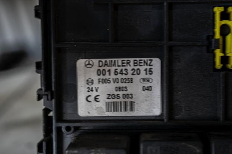 MERCEDES-BENZ ATEGO I - Fuse for Truck: picture 3 MERCEDES-BENZ ATEGO I - Fuse for Truck: picture 3