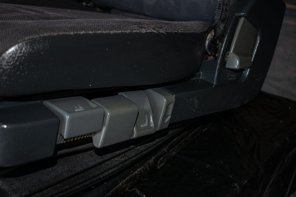 MERCEDES-BENZ ATEGO II AIR DRIVER SEAT - Seat for Truck: picture 3 MERCEDES-BENZ ATEGO II AIR DRIVER SEAT - Seat for Truck: picture 3