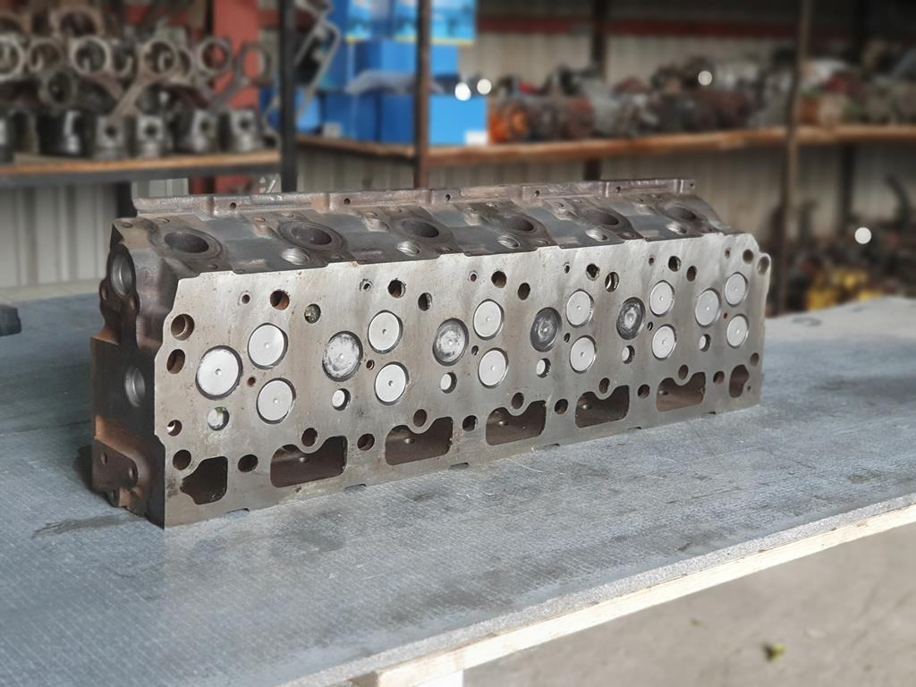 MERCEDES-BENZ ATEGO OM 906 - 6 CYLINDER - Cylinder head for Truck: picture 2 MERCEDES-BENZ ATEGO OM 906 - 6 CYLINDER - Cylinder head for Truck: picture 2