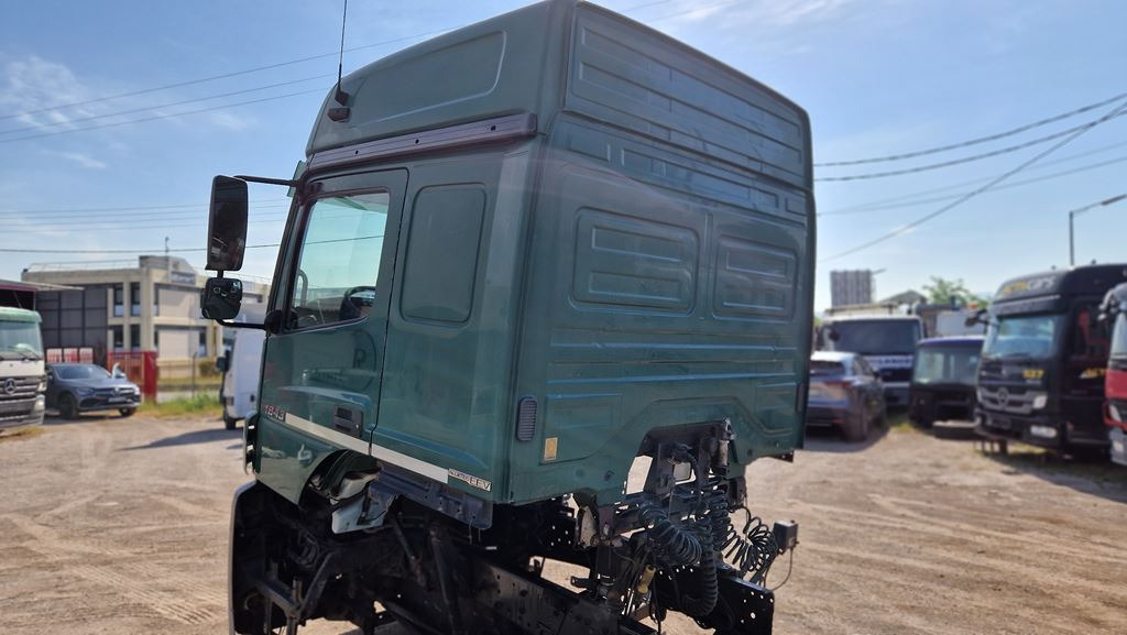 MERCEDES-BENZ AXOR 1843 - Cab for Truck: picture 5 MERCEDES-BENZ AXOR 1843 - Cab for Truck: picture 5