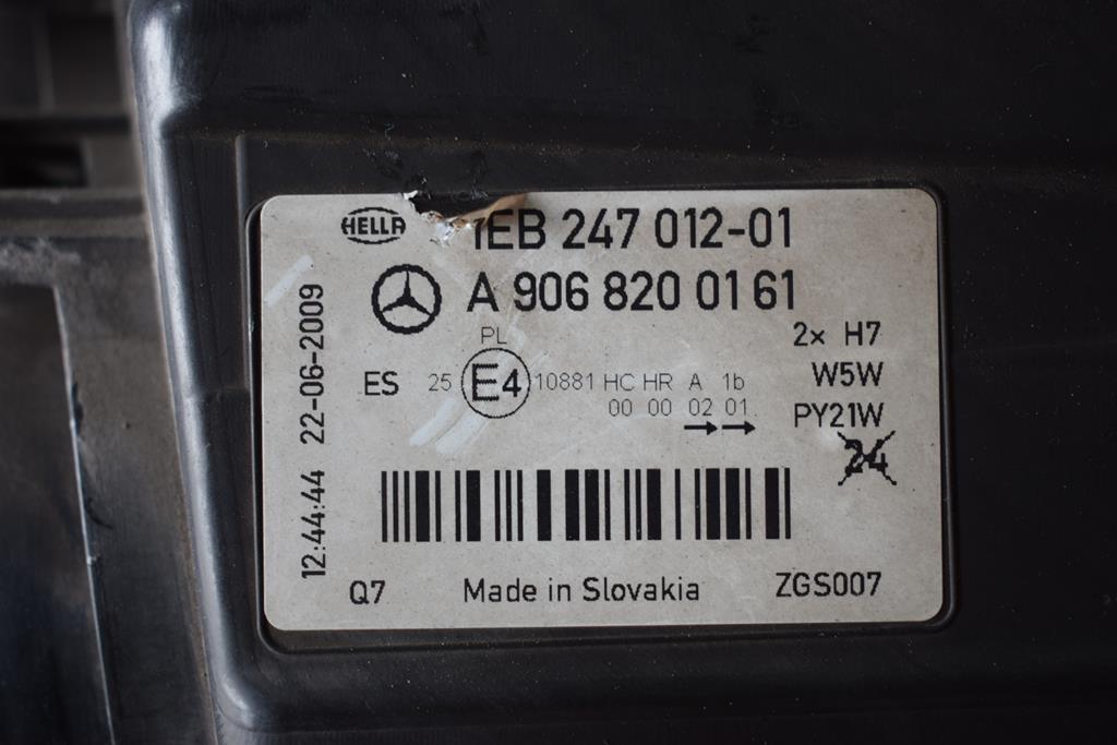 MERCEDES-BENZ SPRINTER 906 LEFT FRONT LIGHT - DRIVER - Lights/ Lighting for Truck: picture 3 MERCEDES-BENZ SPRINTER 906 LEFT FRONT LIGHT - DRIVER - Lights/ Lighting for Truck: picture 3