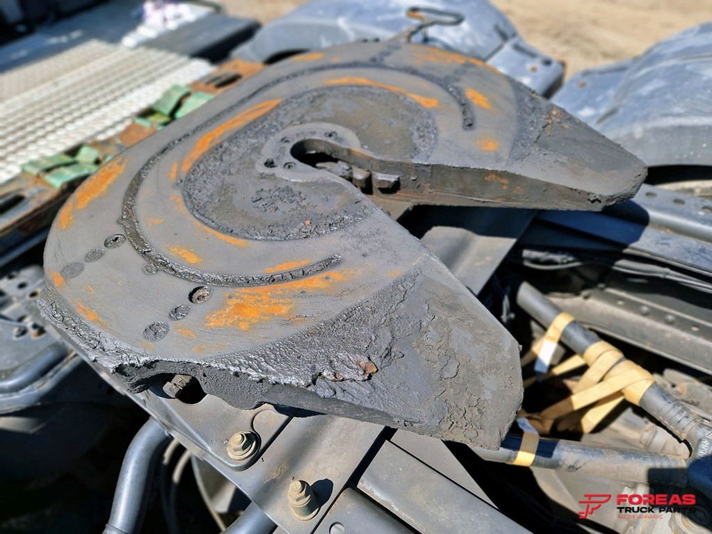 Tractor unit MAN TGX 26.500 6X2 EURO 6C – FOR SPARE PARTS: picture 9
