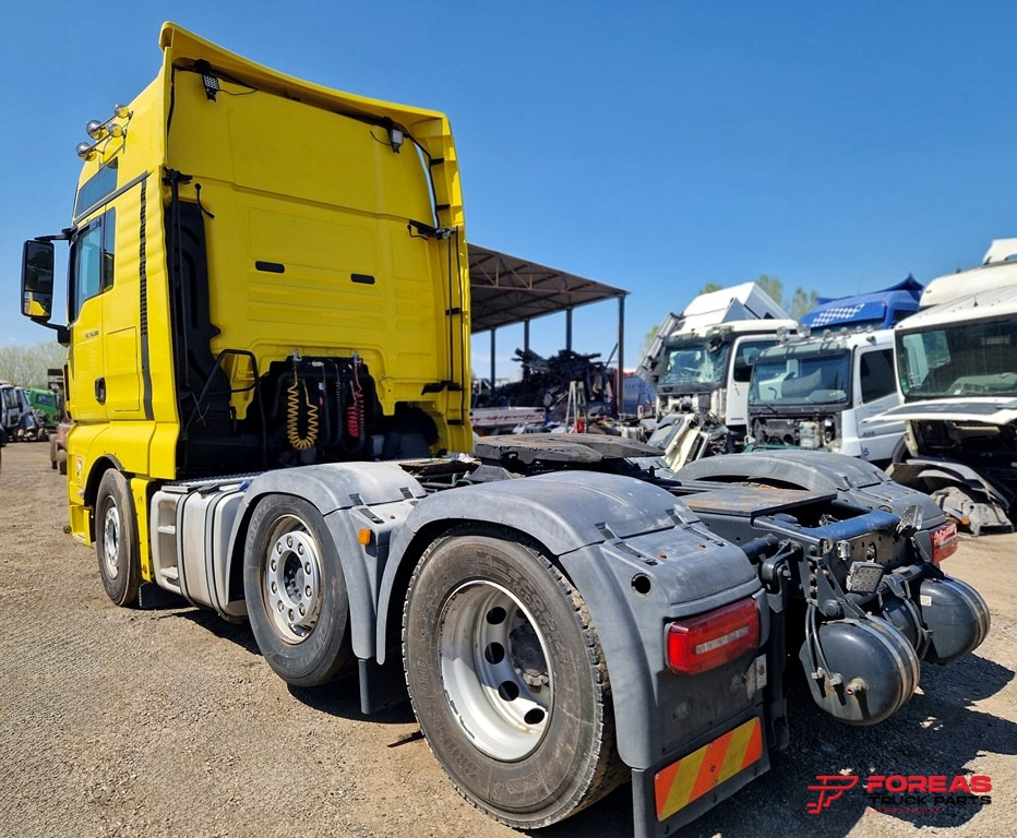Tractor unit MAN TGX 26.500 6X2 EURO 6C – FOR SPARE PARTS: picture 11