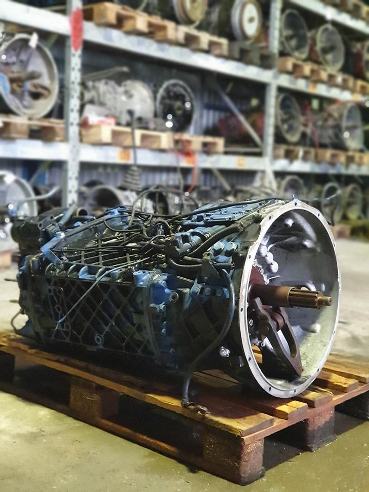 ZF FOR MAN TGA - WITH INTARDER - Gearbox for Truck: picture 1 ZF FOR MAN TGA - WITH INTARDER - Gearbox for Truck: picture 1