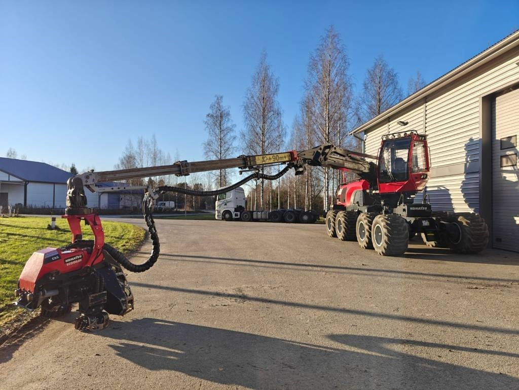 Leasing of Komatsu 901 XC  Komatsu 901 XC: picture 12