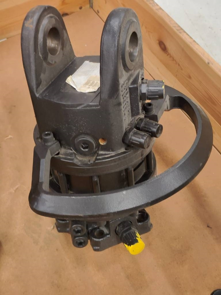 Spare parts Valve blocks, hydraulic motors, cylind - Hydraulics for Forestry equipment: picture 3 Spare parts Valve blocks, hydraulic motors, cylind - Hydraulics for Forestry equipment: picture 3