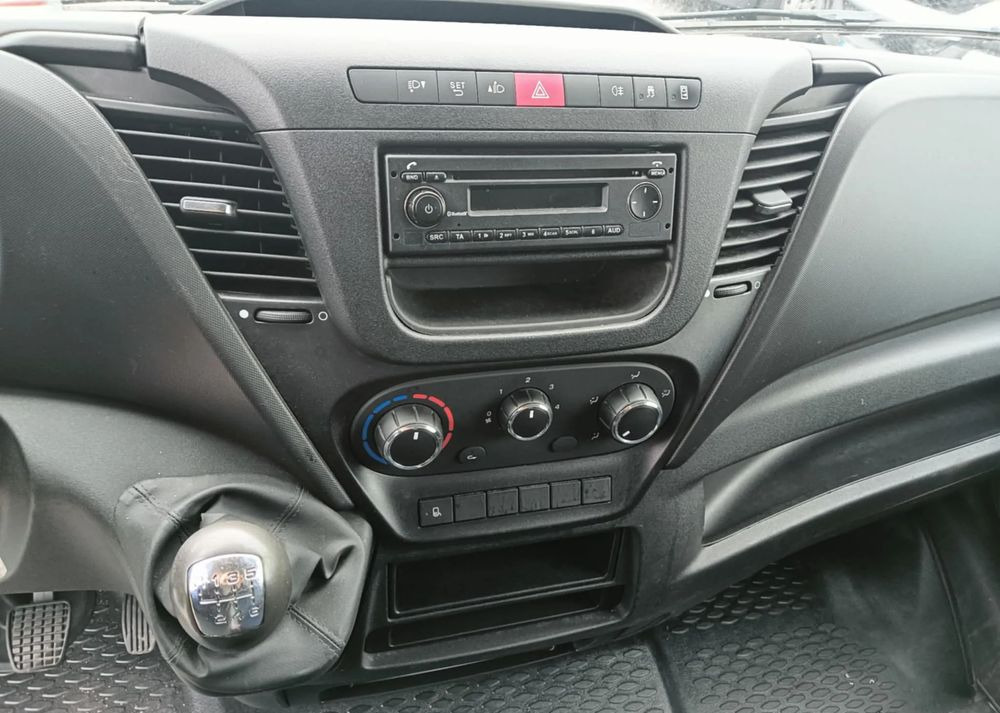 Iveco 35S14,35S13,35C13,35C12, - Panel van: picture 3 Iveco 35S14,35S13,35C13,35C12, - Panel van: picture 3