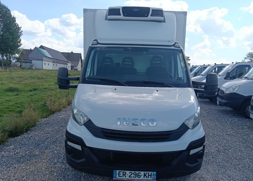 Iveco 35S16, 35S15, 35S14, 35S13, 35C13, 35C14 - Refrigerated van: picture 2 Iveco 35S16, 35S15, 35S14, 35S13, 35C13, 35C14 - Refrigerated van: picture 2