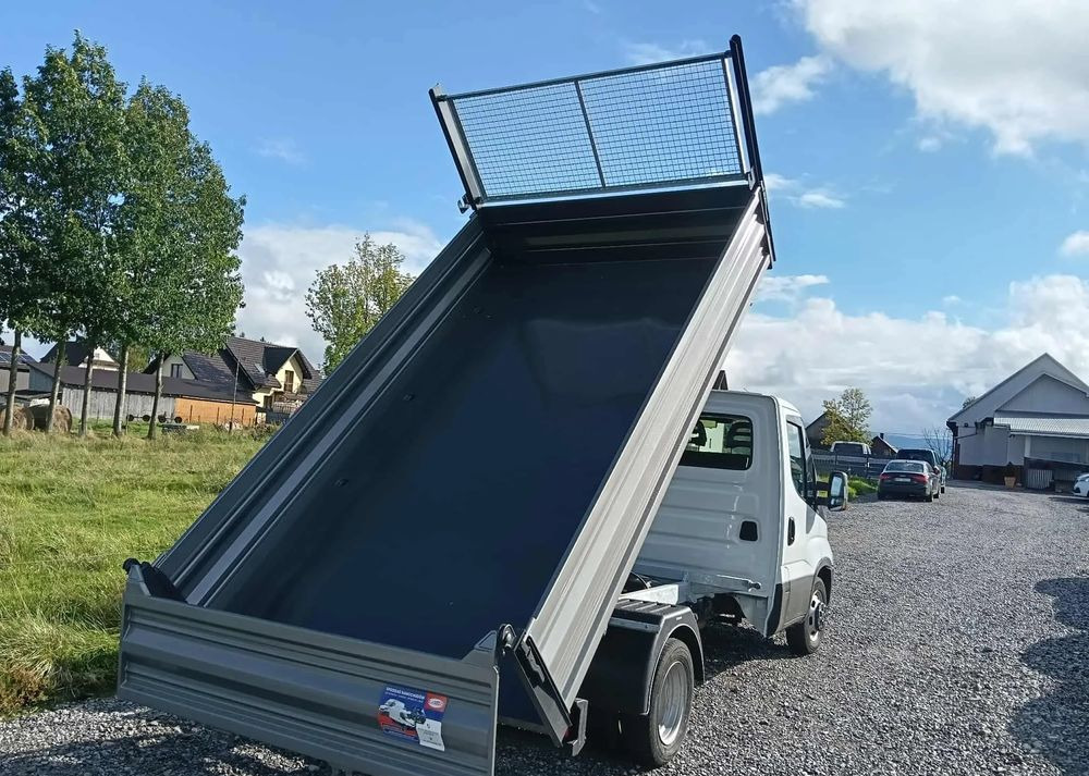 Tipper van Iveco DAILY 35C13, 35C12, 35C14, 35C15: picture 12 Tipper van Iveco DAILY 35C13, 35C12, 35C14, 35C15: picture 12