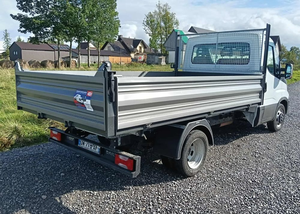 Tipper van Iveco DAILY 35C13, 35C12, 35C14, 35C15: picture 9 Tipper van Iveco DAILY 35C13, 35C12, 35C14, 35C15: picture 9