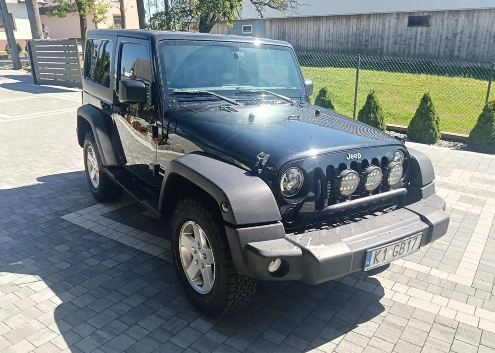 Jeep Wrangler 2.8 CRD Sport - SUV: picture 2 Jeep Wrangler 2.8 CRD Sport - SUV: picture 2