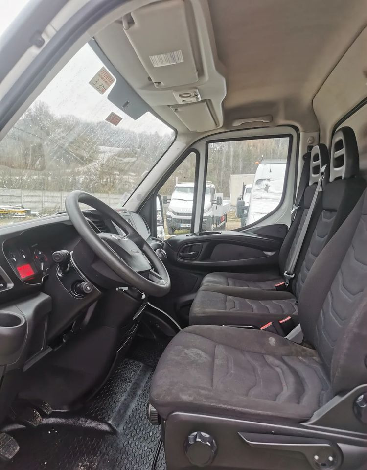 Box van Iveco 3.0-150KM Daily 35C15 Kontener długi rama 35-150 kiper Klimatyzacja długi rozstaw: picture 11