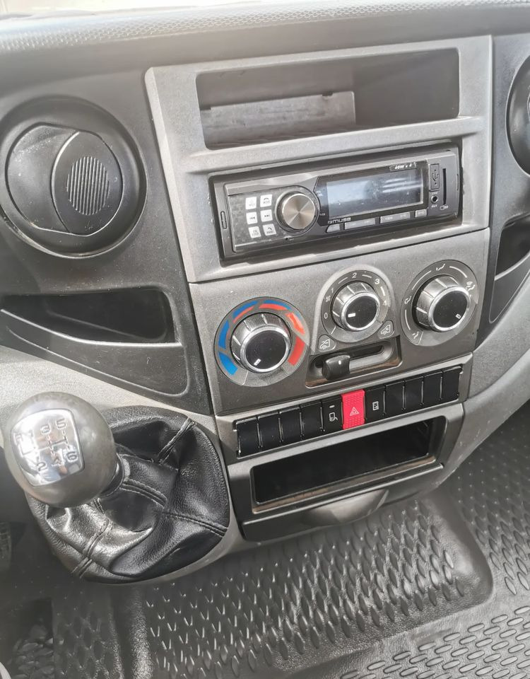 Tipper van Iveco Daily 35C11 Kiper wywrotka Hak Bliźniak sprowadzony 35C12: picture 11 Tipper van Iveco Daily 35C11 Kiper wywrotka Hak Bliźniak sprowadzony 35C12: picture 11