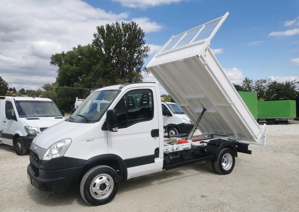 Tipper van Iveco Daily 35C11 Kiper wywrotka Hak Bliźniak sprowadzony 35C12: picture 7 Tipper van Iveco Daily 35C11 Kiper wywrotka Hak Bliźniak sprowadzony 35C12: picture 7