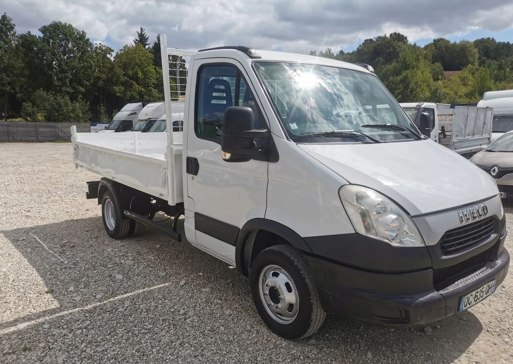 Tipper van Iveco Daily 35C11 Kiper wywrotka Hak Bliźniak sprowadzony 35C12: picture 13 Tipper van Iveco Daily 35C11 Kiper wywrotka Hak Bliźniak sprowadzony 35C12: picture 13