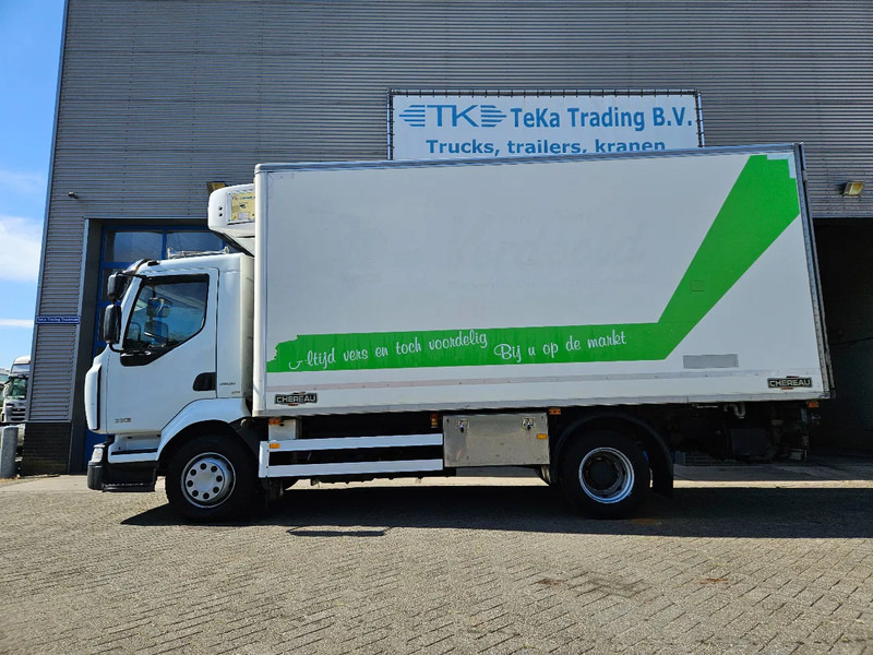 Renault Midlum 220 DXI Carrier Dhollandia Laadklep 170.000 Km - Refrigerator truck: picture 4 Renault Midlum 220 DXI Carrier Dhollandia Laadklep 170.000 Km - Refrigerator truck: picture 4