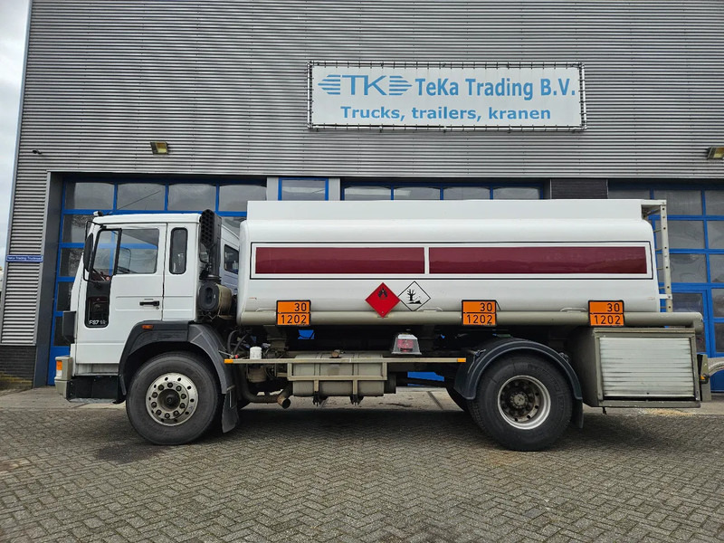 Volvo F S7 18 HOBUR 14.800 Liter 3 Compartments Steel Manual - Tank truck: picture 4 Volvo F S7 18 HOBUR 14.800 Liter 3 Compartments Steel Manual - Tank truck: picture 4