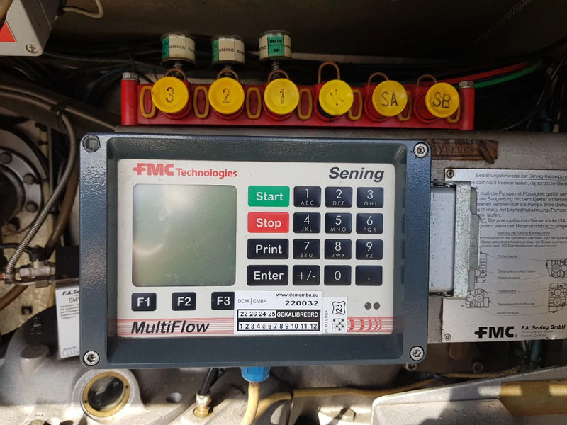 Leasing of Volvo FM 9.340 Petrol, Diesel 17000 Ltr. 3 Compartementen Volvo FM 9.340 Petrol, Diesel 17000 Ltr. 3 Compartementen: picture 14 Leasing of Volvo FM 9.340 Petrol, Diesel 17000 Ltr. 3 Compartementen Volvo FM 9.340 Petrol, Diesel 17000 Ltr. 3 Compartementen: picture 14