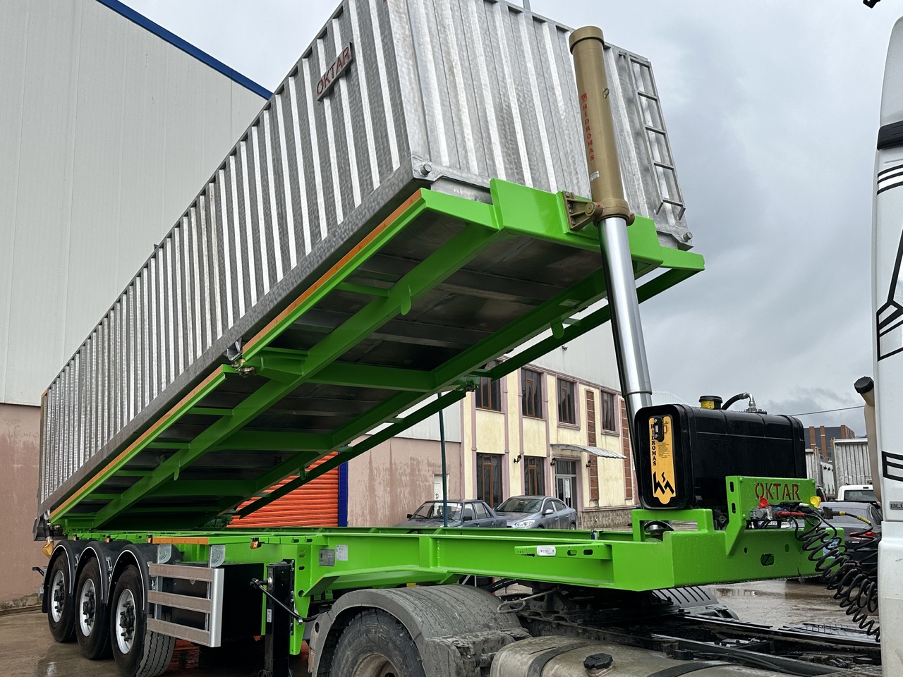 OKTAR TREYLER 2025 - Tank semi-trailer: picture 1 OKTAR TREYLER 2025 - Tank semi-trailer: picture 1