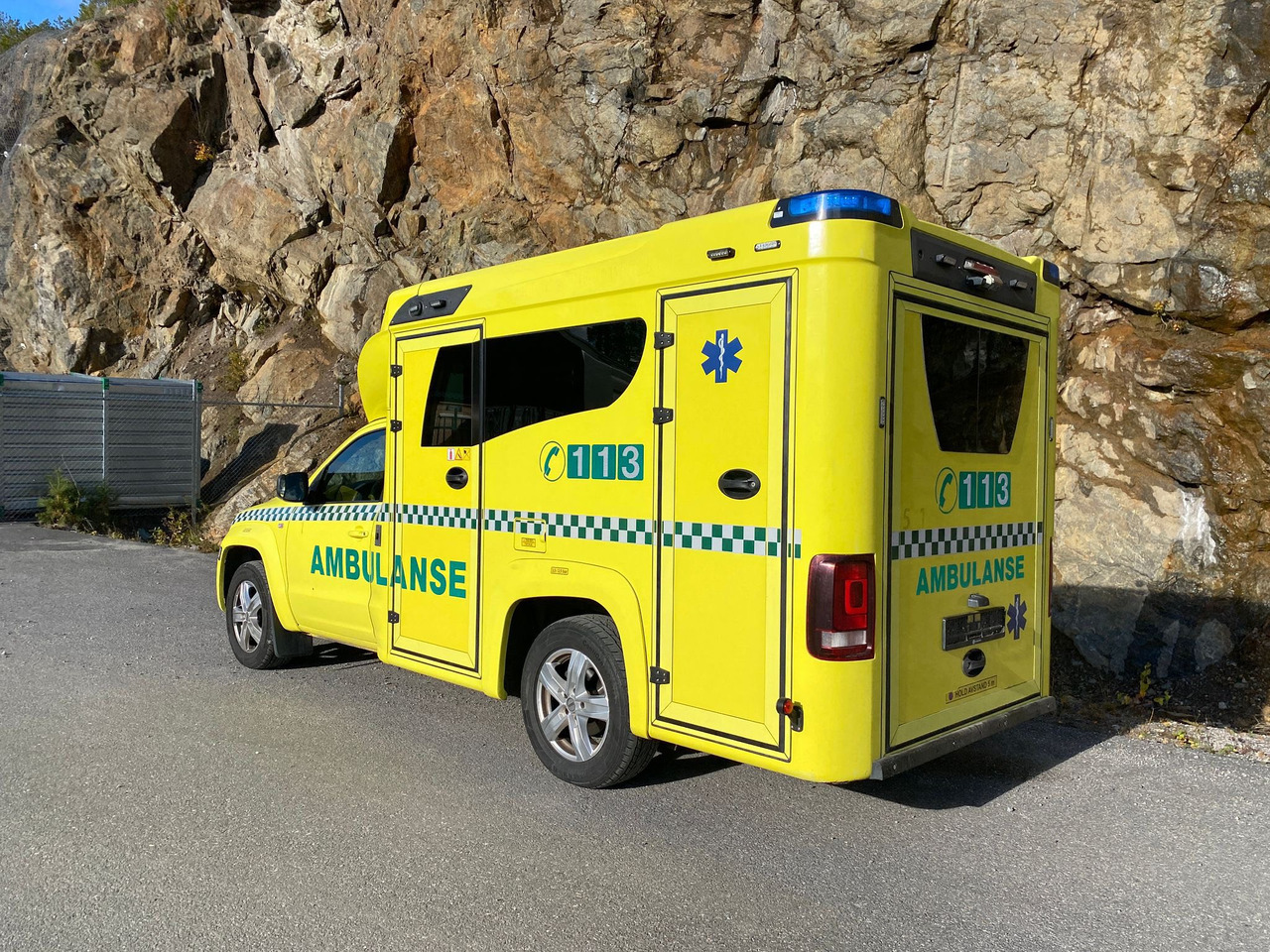 VOLKSWAGEN Amarok XL 4motion - RESERVERAD !! - Ambulance: picture 2 VOLKSWAGEN Amarok XL 4motion - RESERVERAD !! - Ambulance: picture 2