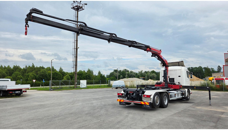 Scania G450 6X2*4 HMF 2120 crane 700 hours - Hook lift truck, Crane truck: picture 3 Scania G450 6X2*4 HMF 2120 crane 700 hours - Hook lift truck, Crane truck: picture 3