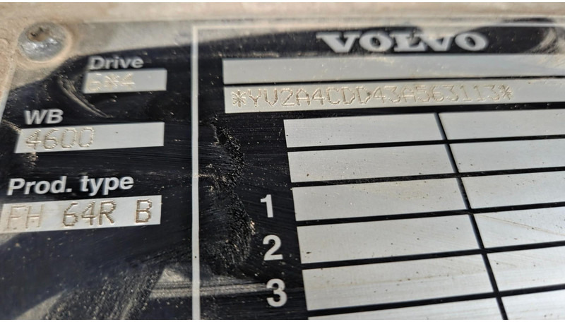 Hook lift truck Volvo FH500 6X4: picture 13