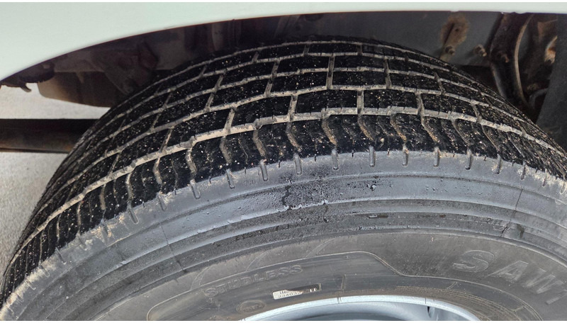 Hook lift truck Volvo FH500 6X4: picture 10