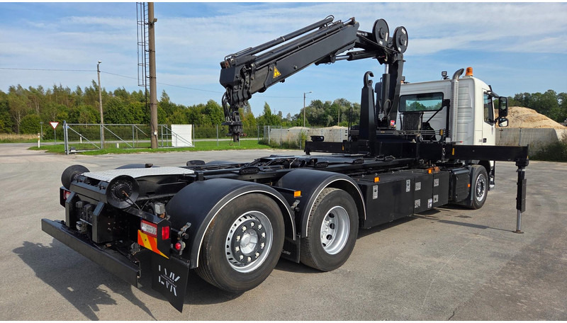 Volvo FM330 6X2*4 - Hook lift truck, Crane truck: picture 5 Volvo FM330 6X2*4 - Hook lift truck, Crane truck: picture 5